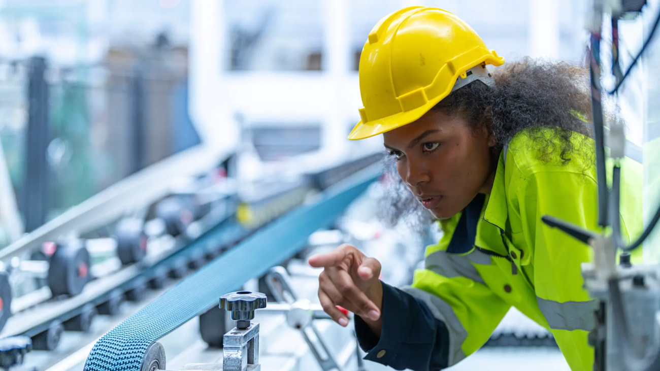 Conveyor Safety for Warehouse Workers in the USA What Every Picker and Packer Needs to Know