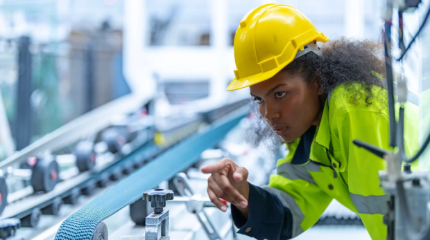 Conveyor Safety for Warehouse Workers in the USA What Every Picker and Packer Needs to Know
