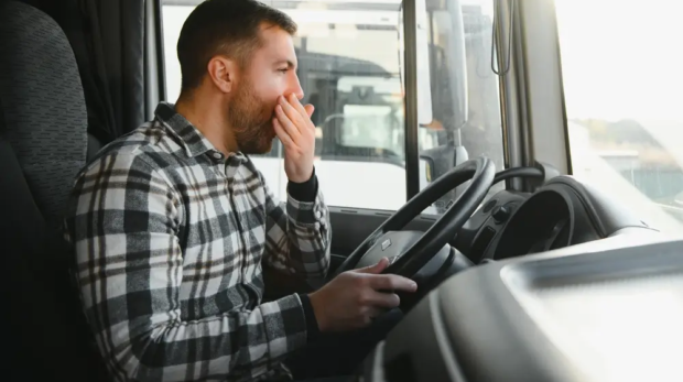 Driver Fatigue and Alertness Safety Strategies for Long-Haul and Overnight CDL Drivers