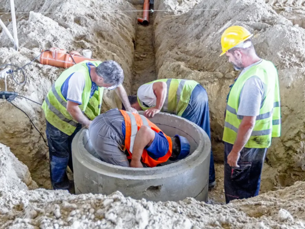 How to Identify a Confined Space on a Construction Site
