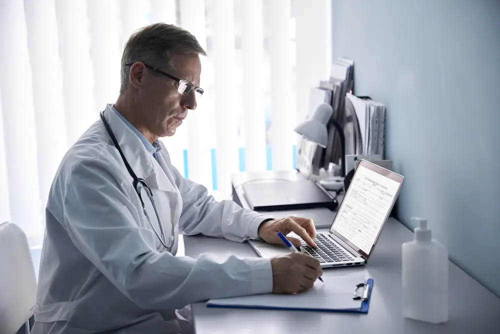 How to Report Medical Device Adverse Events A Regional Compliance Guide (US, EU, Canada, Japan, Australia)